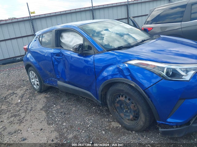 Toyota C-HR LE 2019 NMTKHMBXXKR081168 Image 6