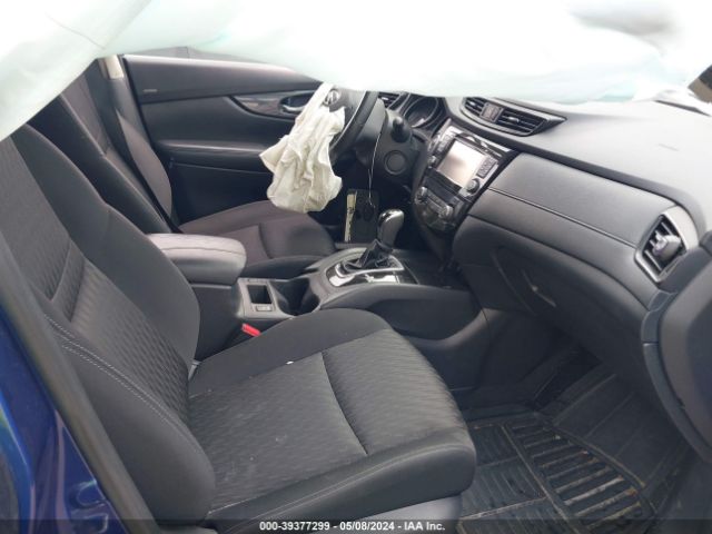 KNMAT2MV6HP567698 Nissan ROGUE SV