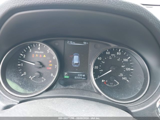 KNMAT2MV6HP567698 Nissan ROGUE SV