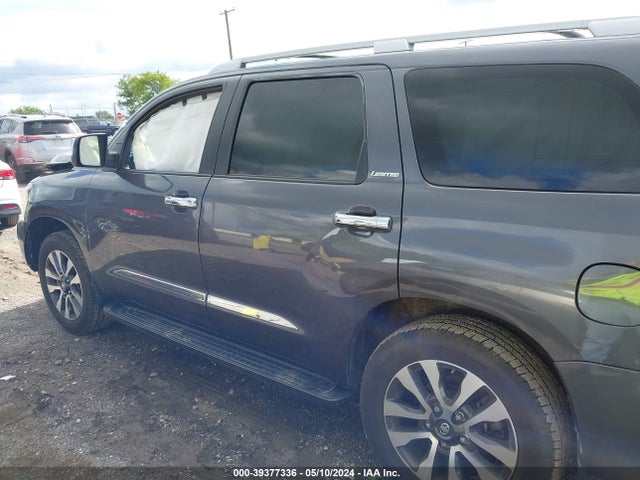Toyota Sequoia Limited 2018 5TDJY5G14JS155979 Image 14