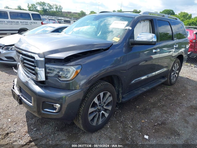 Toyota Sequoia Limited 2018 5TDJY5G14JS155979 Image 2