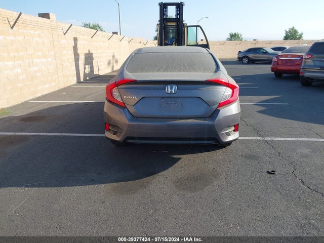 Honda Civic Lx 2018 2HGFC2F52JH601957 Image 16