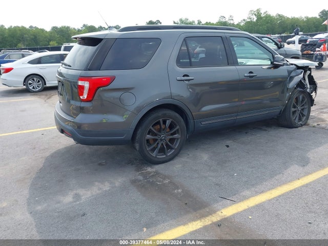 Ford EXPLORER XLT 2018 1FM5K7D80JGC22115 Image 4