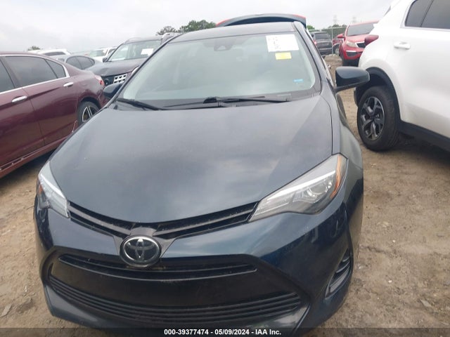 Toyota COROLLA LE 2018 5YFBURHE3JP825250 Image 12