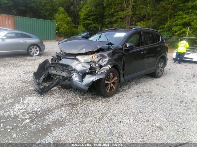 Toyota Rav4 Xle 2018 JTMWFREV2JJ170180 Image 2