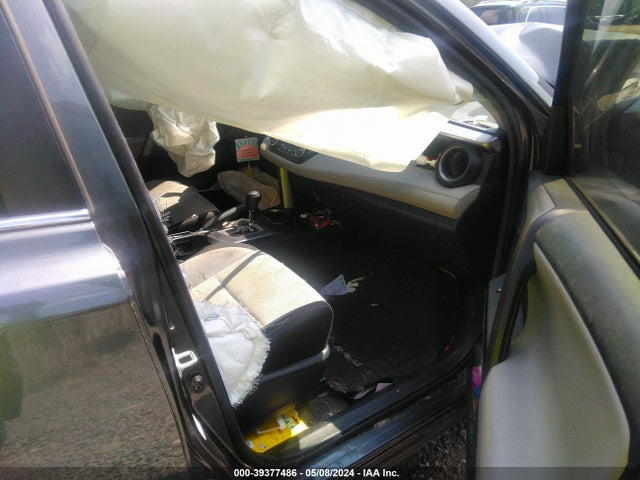 Toyota Rav4 Xle 2018 JTMWFREV2JJ170180 Image 5