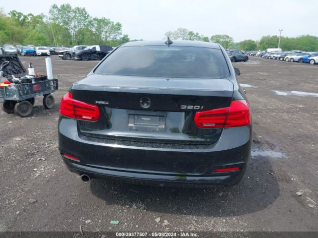 WBA8A3C51JA489512 BMW 320i Xdrive
