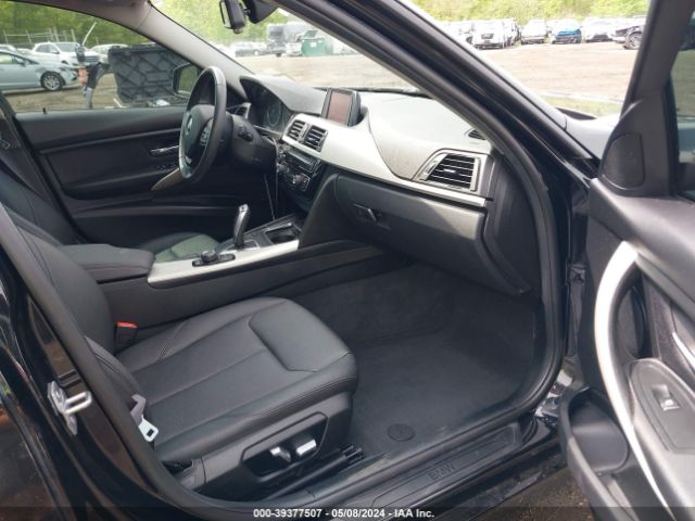 WBA8A3C51JA489512 BMW 320i Xdrive