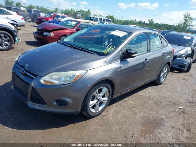 Ford FOCUS SE 2014 1FADP3F22EL305129 Image 2
