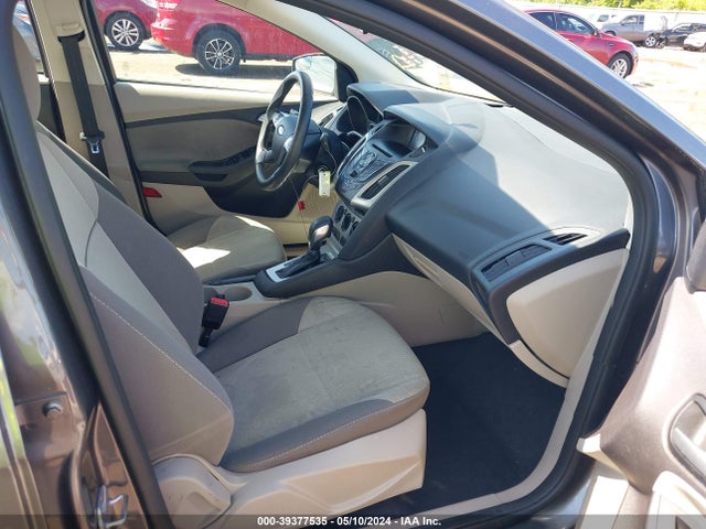 Ford FOCUS SE 2014 1FADP3F22EL305129 Image 5