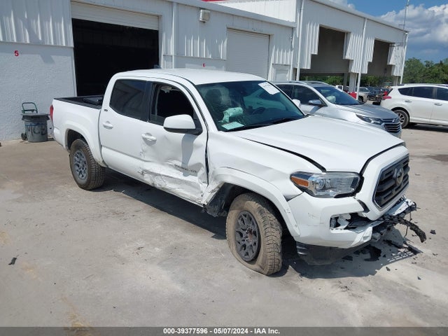 Toyota Tacoma Sr5 V6 2018 5TFAZ5CN0JX070864 main image