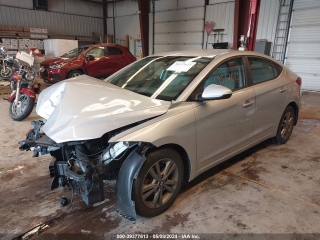 Hyundai ELANTRA SEL 2018 5NPD84LF6JH333986 Image 2