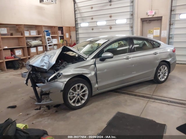 Ford FUSION SE 2020 3FA6P0HD9LR262560 Image 2