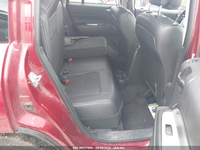 1C4NJCEAXHD206811 Jeep Compass Latitude Fwd