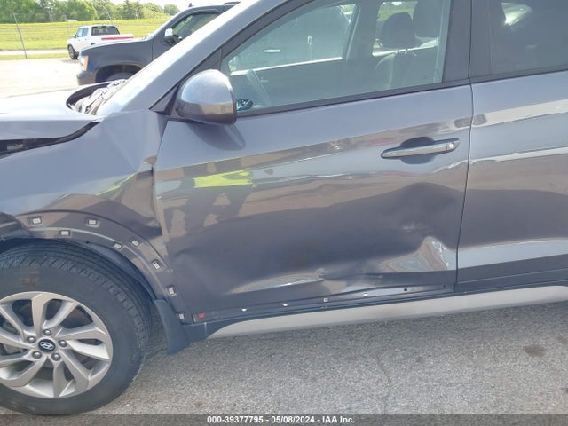 Hyundai TUCSON SE 2017 KM8J3CA48HU570357 Image 6