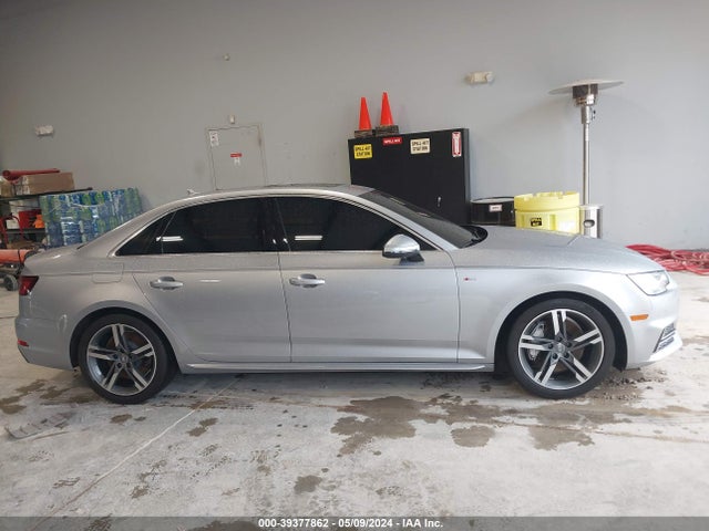 WAUENAF40JN013873 Audi A4 2.0t Premium/2.0t Tech Premium