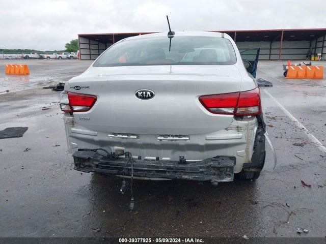 KIA RIO LX 2018 3KPA24AB1JE082691 Image 16