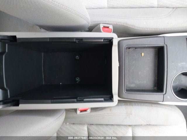 Toyota CAMRY LE 2016 4T4BF1FK1GR555839 Image 18