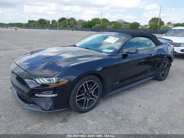 Ford Mustang Ecoboost Premium 2020 1FATP8UH2L5111959 Image 2