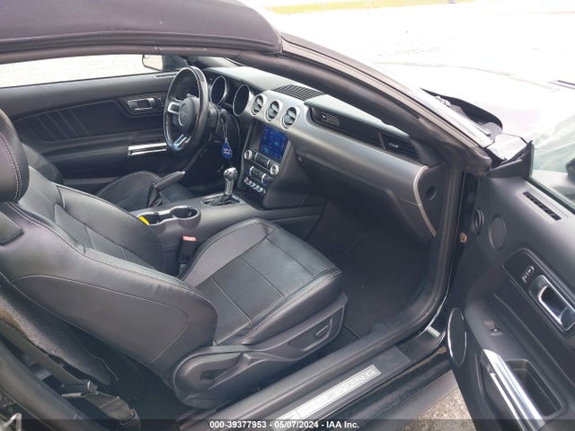 Ford Mustang Ecoboost Premium 2020 1FATP8UH2L5111959 Image 5