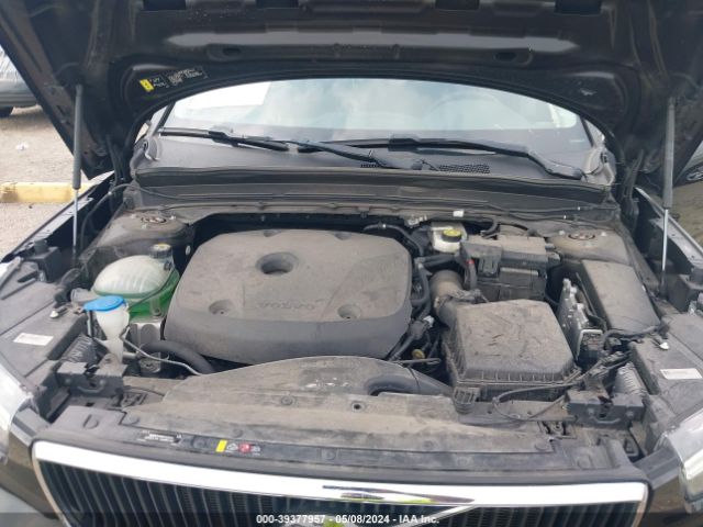 YV4AC2HK3N2724870 Volvo Xc40 T4 Momentum