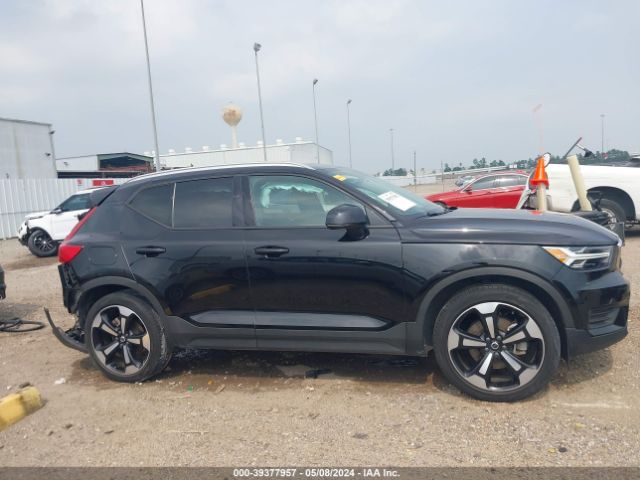 YV4AC2HK3N2724870 Volvo Xc40 T4 Momentum