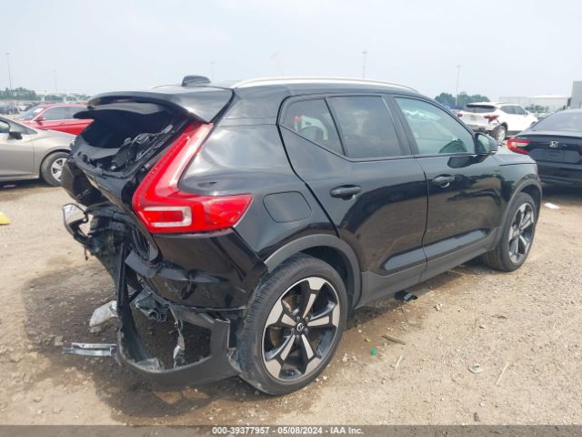 YV4AC2HK3N2724870 Volvo Xc40 T4 Momentum