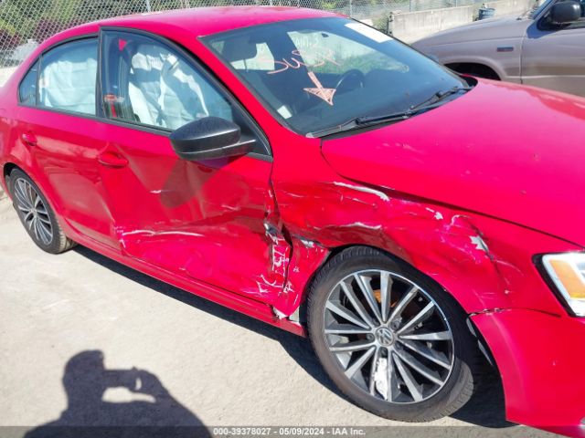 3VWD17AJ7GM253982 Volkswagen Jetta 1.8t Sport