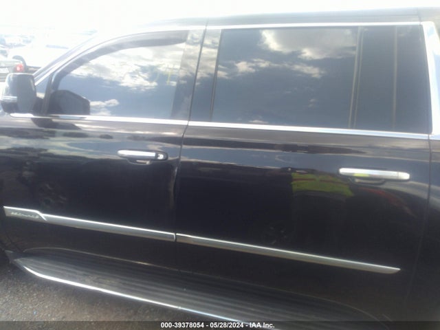 1GYS4GKJ8JR204452 Cadillac Escalade Esv Standard