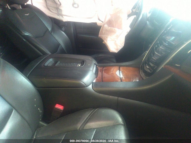 1GYS4GKJ8JR204452 Cadillac Escalade Esv Standard