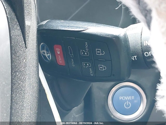 5TDZRKEC9PS169548 Toyota Sienna Limited