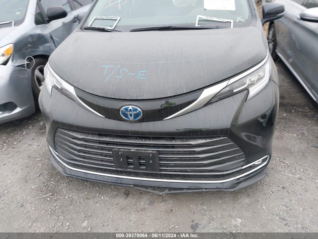 5TDZRKEC9PS169548 Toyota Sienna Limited