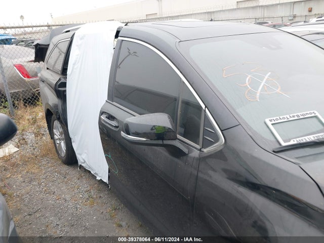 5TDZRKEC9PS169548 Toyota Sienna Limited