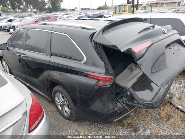 5TDZRKEC9PS169548 Toyota Sienna Limited