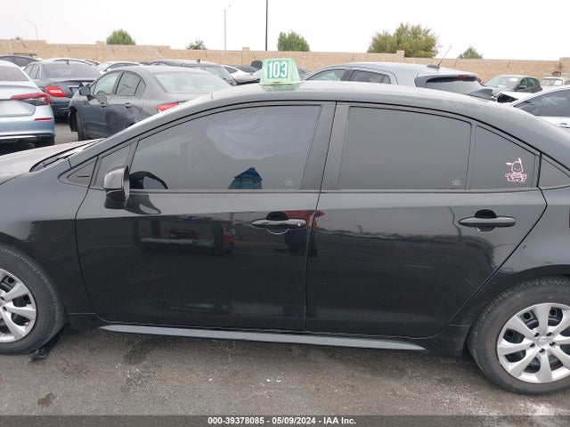 Toyota COROLLA LE 2022 5YFEPMAE6NP353312 Image 14
