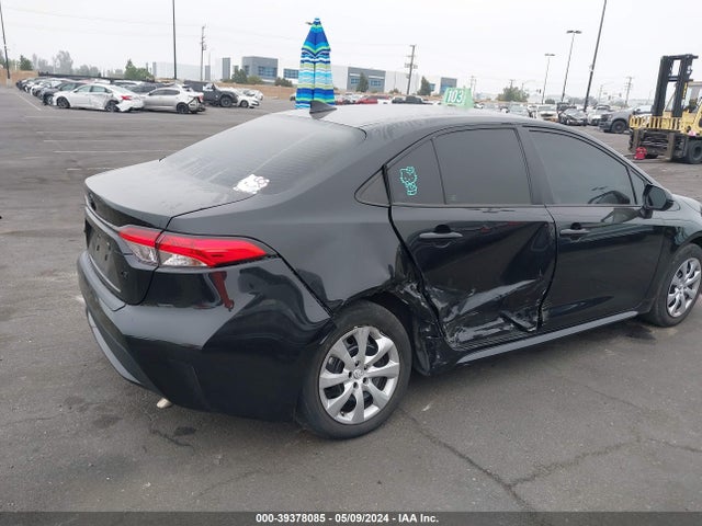Toyota COROLLA LE 2022 5YFEPMAE6NP353312 Image 4