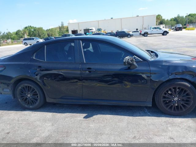 4T1T11AK2NU040933 Toyota Camry Se Nightshade Edition