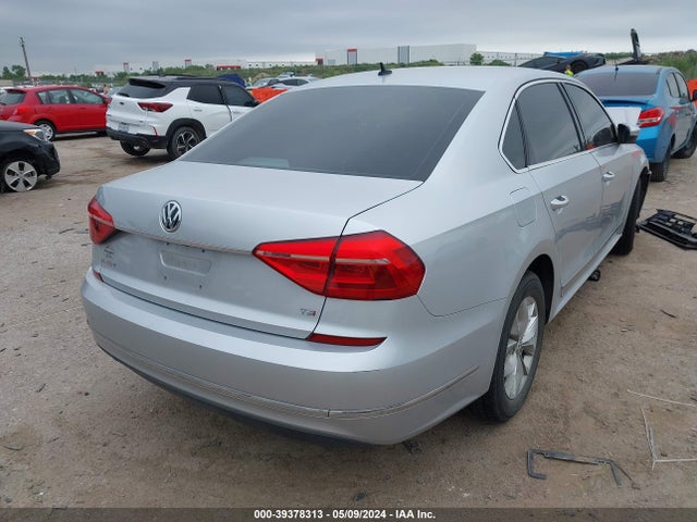 1VWAT7A36GC024497 Volkswagen Passat 1.8t S