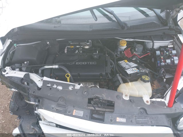 Chevrolet Sonic Ls Manual 2015 1G1JB5SH3F4196685 Image 10