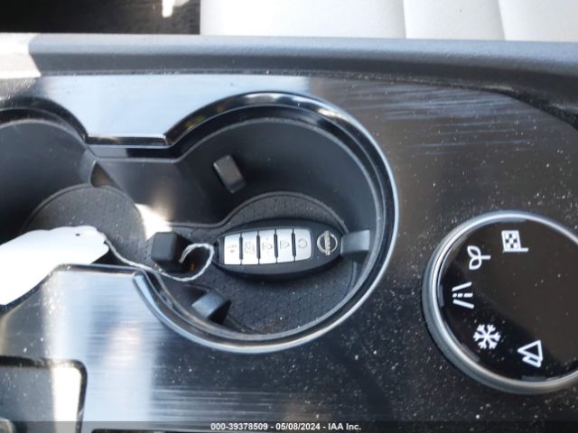 5N1BT3BB4NC686173 Nissan Rogue Sv Intelligent Awd