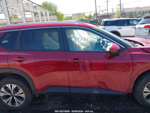 5N1BT3BB4NC686173 Nissan Rogue Sv Intelligent Awd