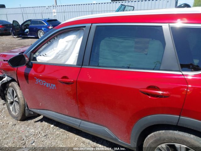 5N1BT3BB4NC686173 Nissan Rogue Sv Intelligent Awd
