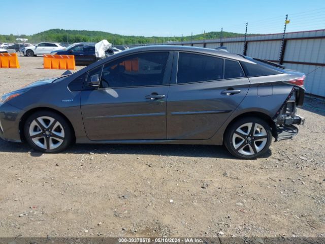 JTDKARFU7H3538273 Toyota Prius Four Touring