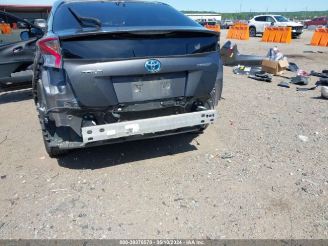 JTDKARFU7H3538273 Toyota Prius Four Touring