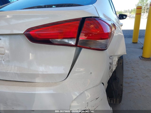 KIA FORTE LX 2018 3KPFL4A70JE244454 Image 15