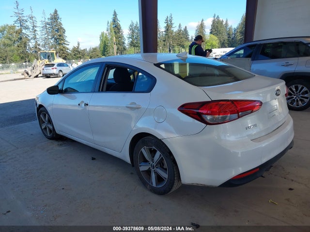 KIA FORTE LX 2018 3KPFL4A70JE244454 Image 3