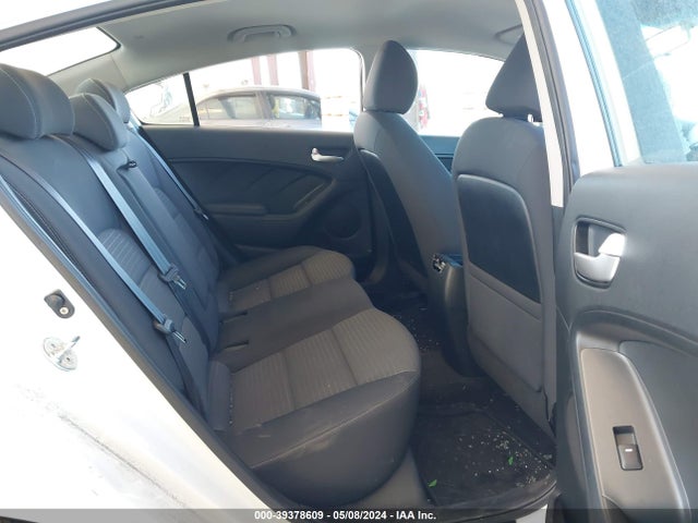 KIA FORTE LX 2018 3KPFL4A70JE244454 Image 8