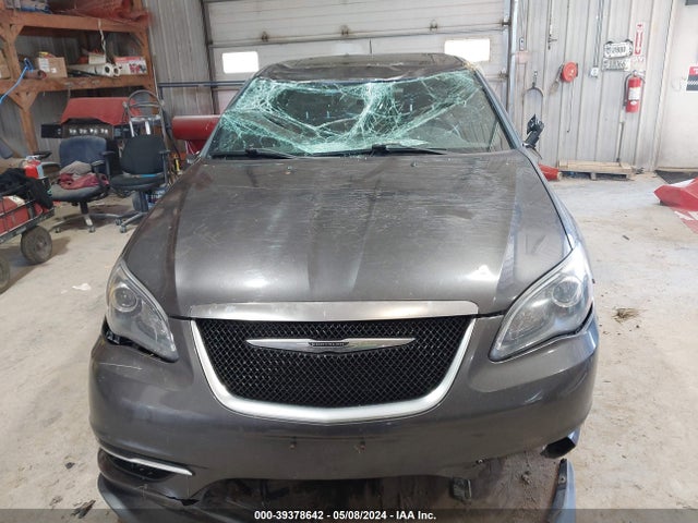 Chrysler 200 Limited 2014 1C3CCBCG5EN185556 Image 12