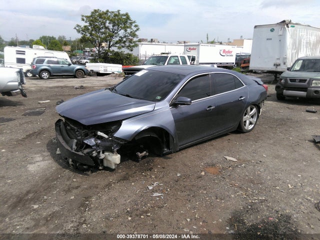 Chevrolet Malibu 2lz 2014 1G11J5SX8EF202722 Image 2