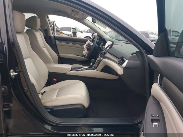 Honda ACCORD LX 2018 1HGCV1F1XJA057050 Image 5